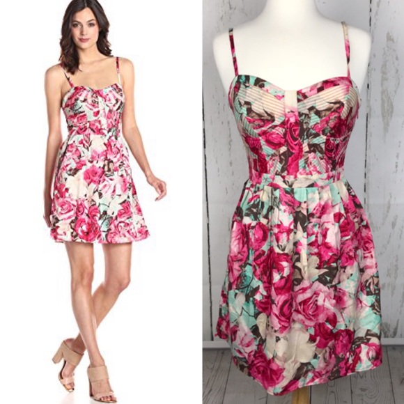 Jessica Simpson Dresses & Skirts - NWT Jessica Simpson Celeste Garden Dress